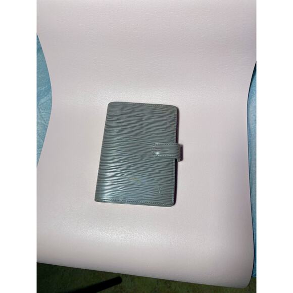 Louis Vuitton Epi Leather Agenda PM Planner – Grey – Authentic – With Inserts - Picture 1 of 3